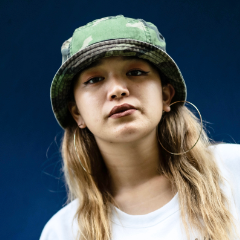 RENNAの紹介ページへ行く